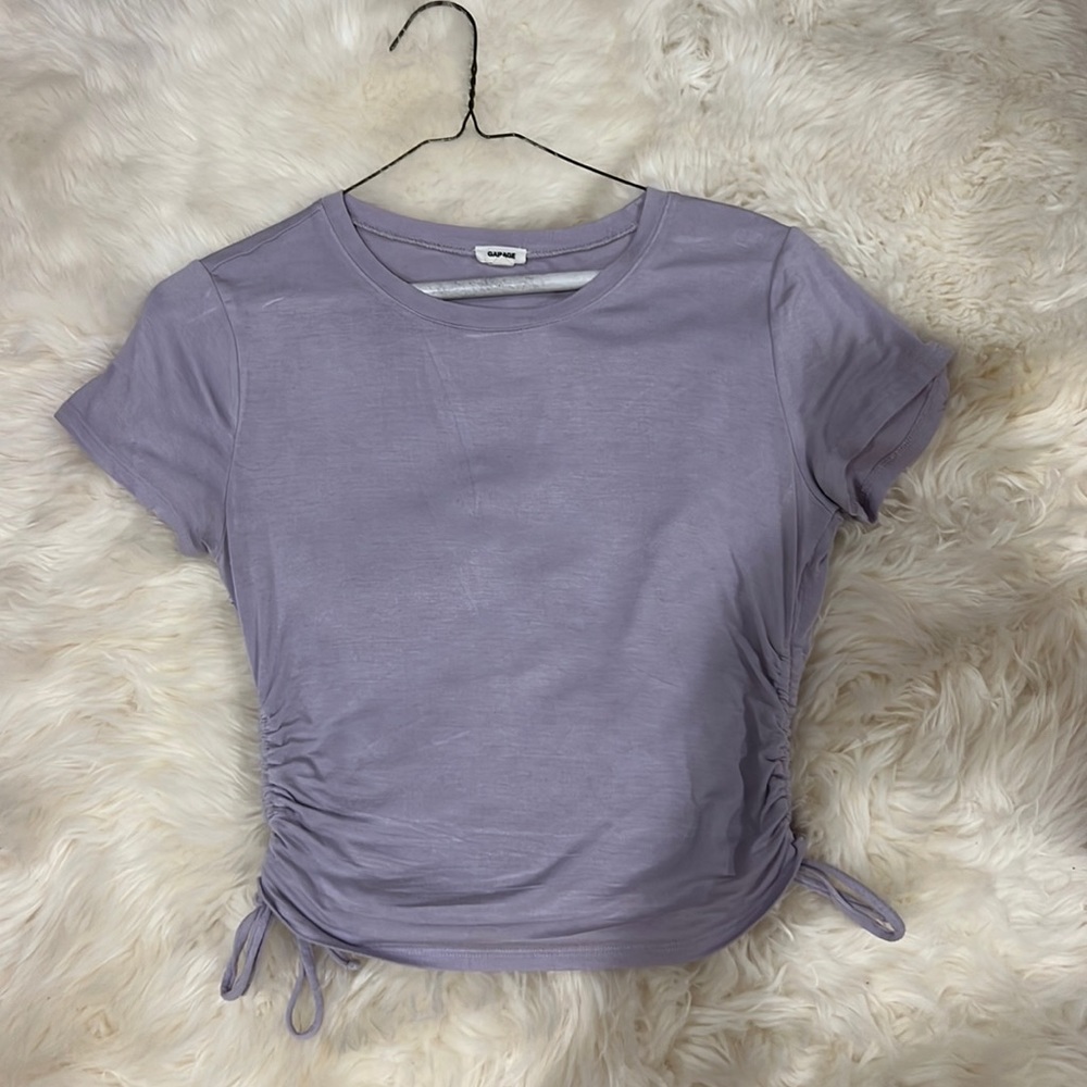 Lilac Garage fitted t-shirt